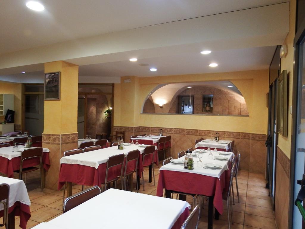Apartamentos Fonda Finet Sant Felíu de Pallarols Εξωτερικό φωτογραφία