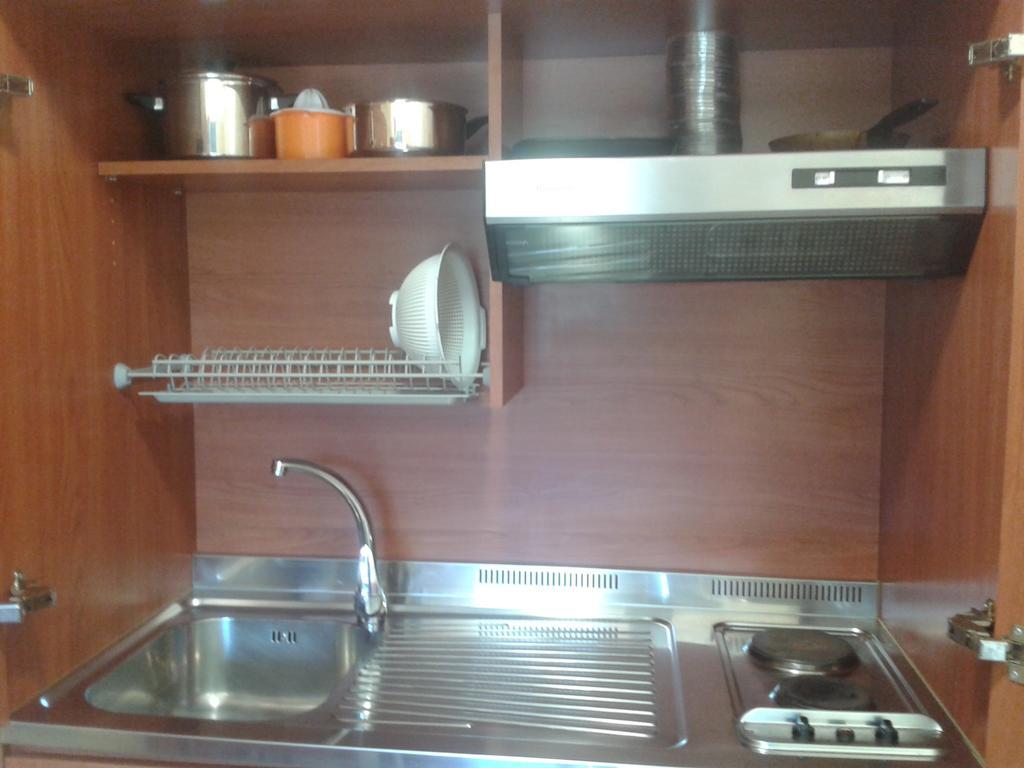 Apartamentos Fonda Finet Sant Felíu de Pallarols Δωμάτιο φωτογραφία